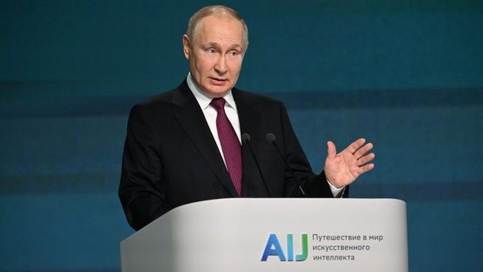 Tổng thống Putin muốn Nga ưu tiên phát triển AI và hệ thống thanh toán độc lập