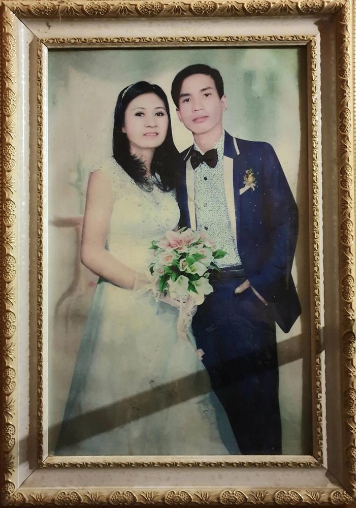 Kết viên mãn của cô gái vượt rào cản quyết lấy người nhiễm HIV
